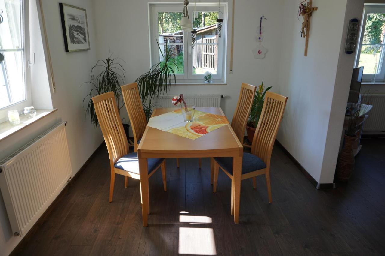 Ferienhaus Englburg In Absolut Ruhiger Lage Tittling Exteriör bild